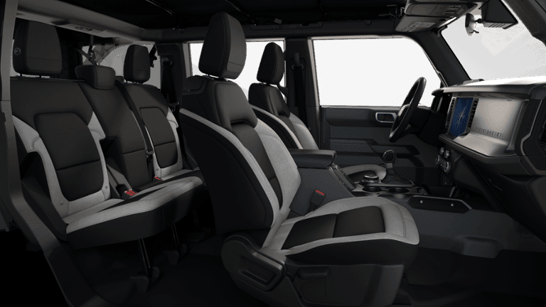 2025 Ford Bronco - Image 29