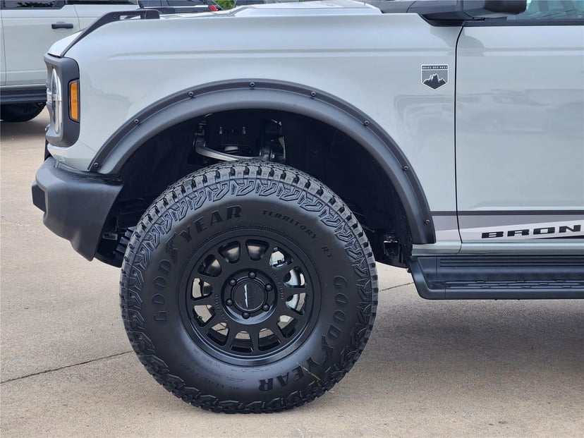2026 Ford Bronco - Image 6