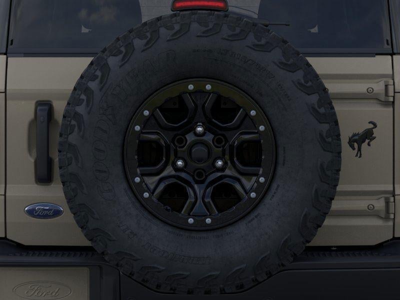 2026 Ford Bronco - Image 23