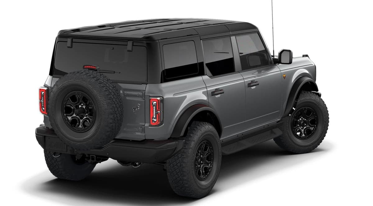 2026 Ford Bronco - Image 3