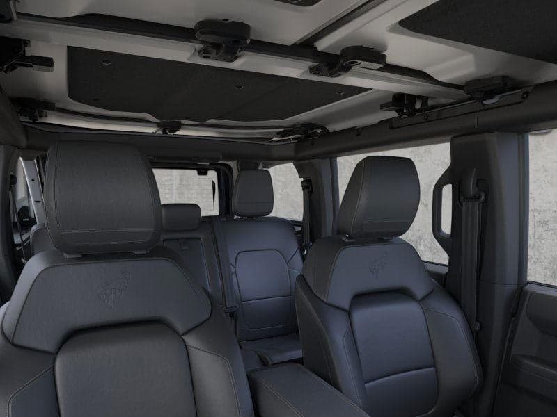 2026 Ford Bronco - Image 12