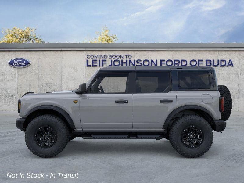 2026 Ford Bronco - Image 3