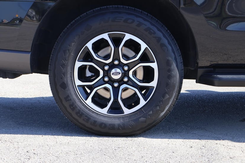 2024 Ford Expedition Max - Image 13