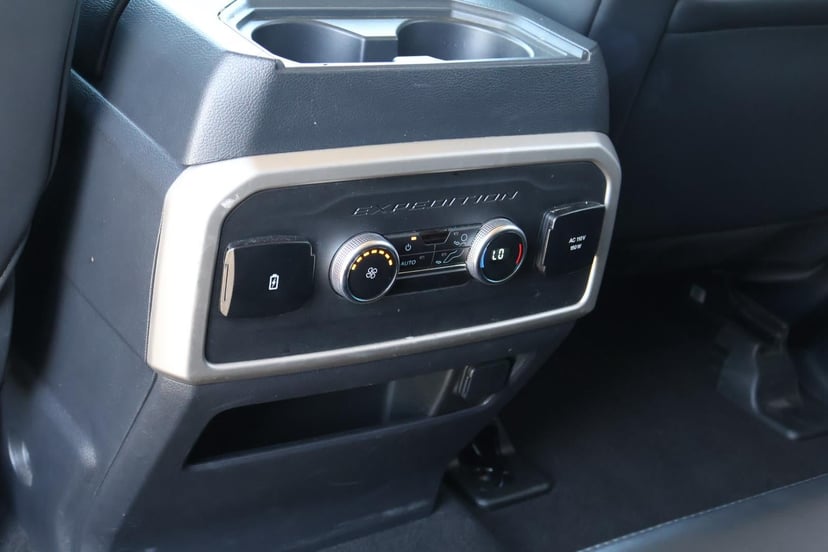 2024 Ford Expedition Max - Image 42