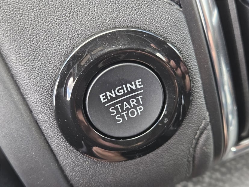 2025 Ford Expedition - Image 15