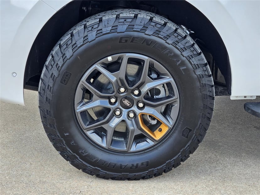 2025 Ford Expedition - Image 6