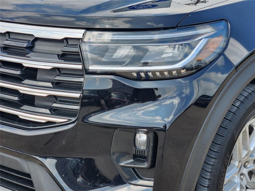 2026 Ford Explorer - Image 4