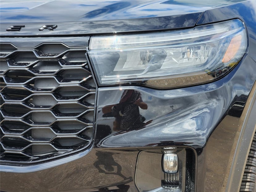 2026 Ford Explorer - Image 4