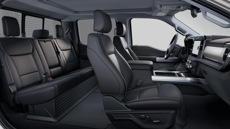 2025 Ford Super Duty F-250 - Image 27