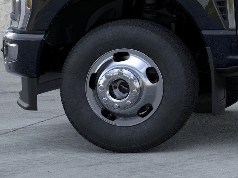 2026 Ford Super Duty F-350 - Image 19