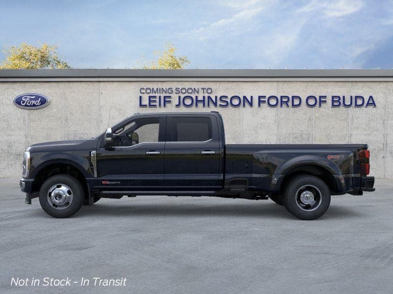 2026 Ford Super Duty F-350 - Image 3