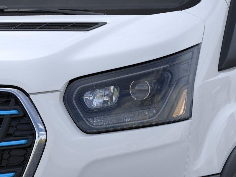 2025 Ford E-Transit Cargo Van - Image 18