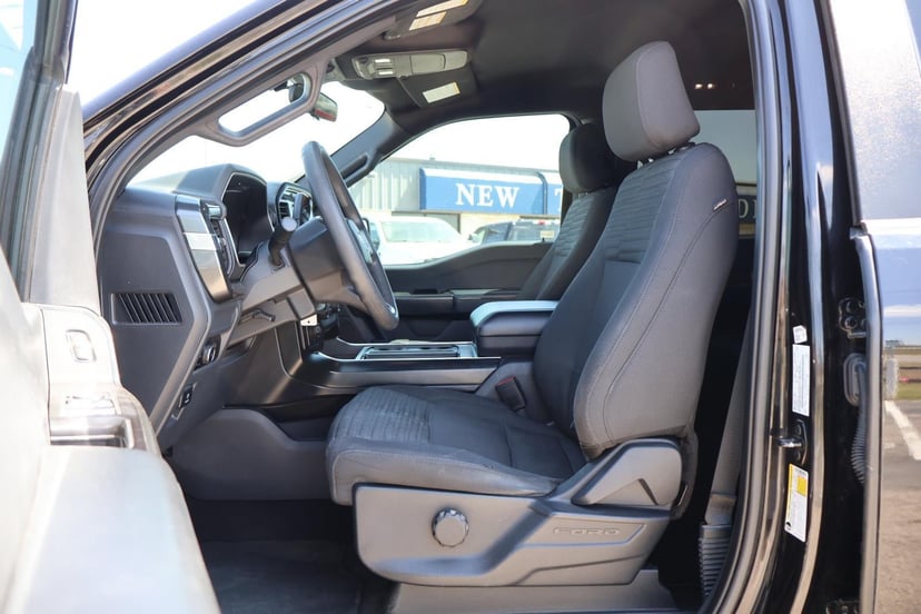 2023 Ford F-150 - Image 17