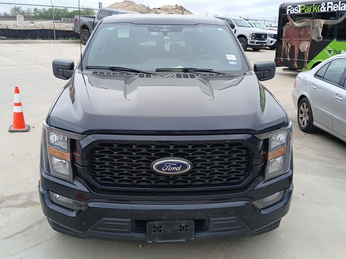 2023 Ford F-150 - Image 4