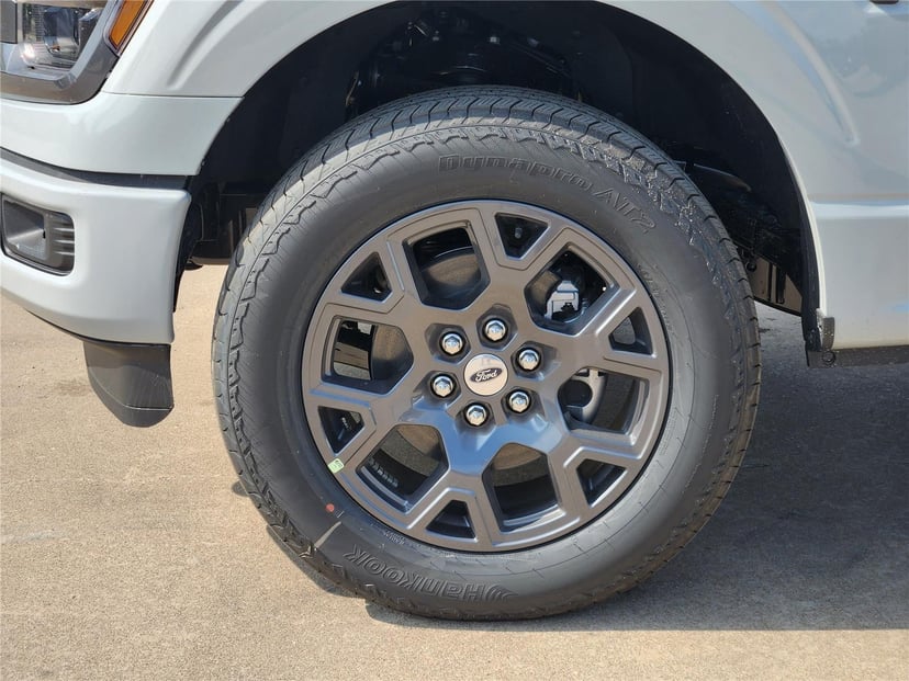 2026 Ford F-150 - Image 6