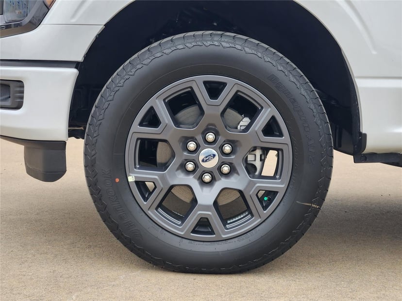 2026 Ford F-150 - Image 6