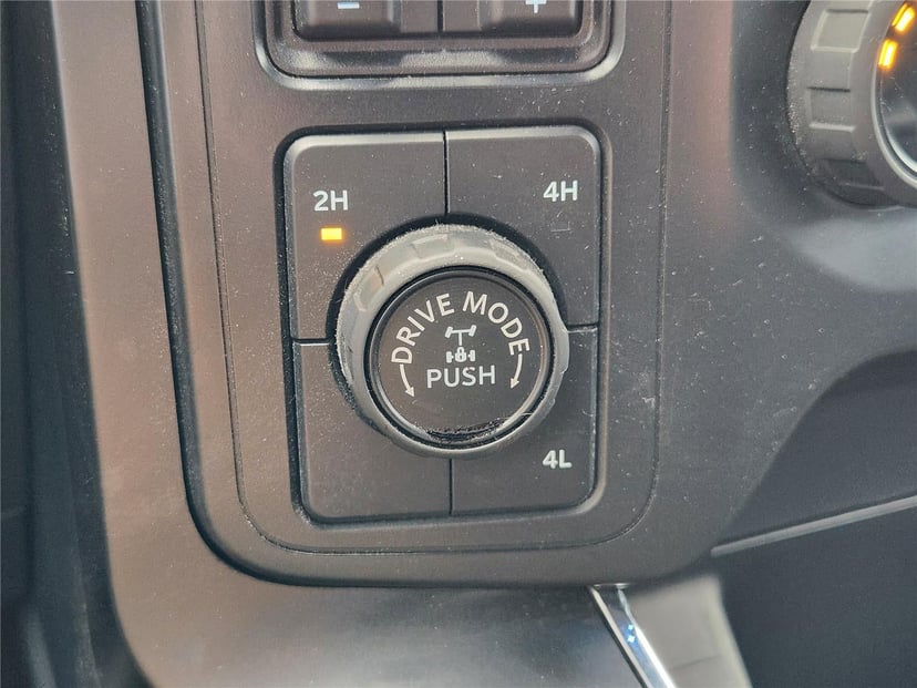 2022 Ford F-150 - Image 15