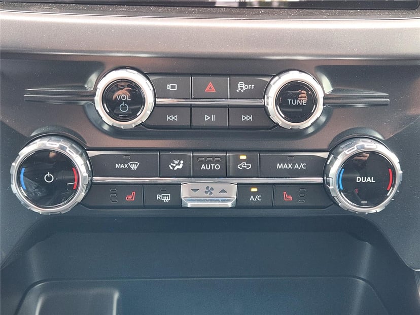 2026 Ford F-150 - Image 13