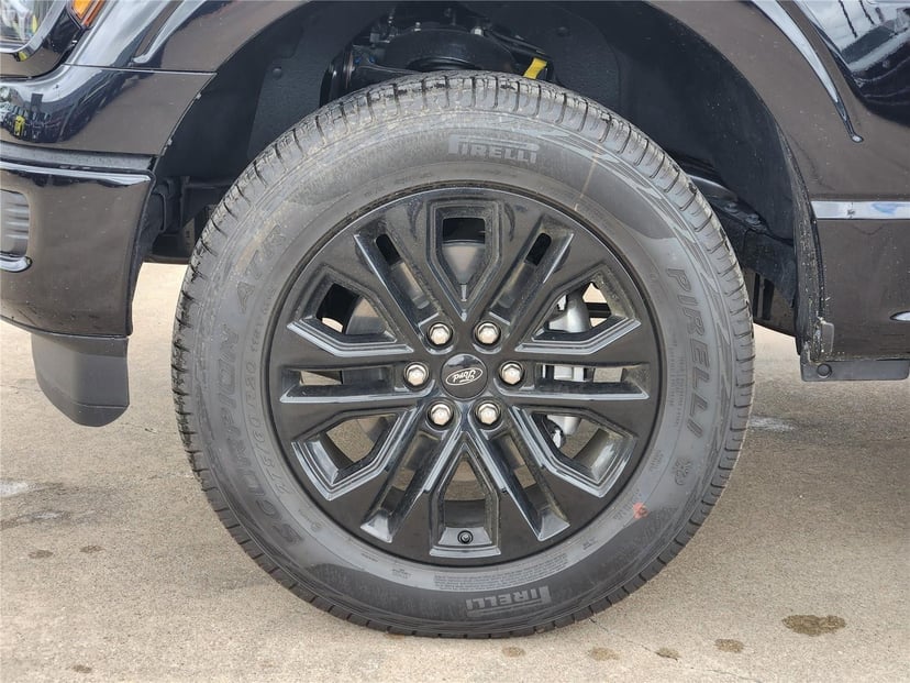 2026 Ford F-150 - Image 6