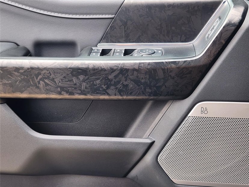 2025 Ford F-150 - Image 19