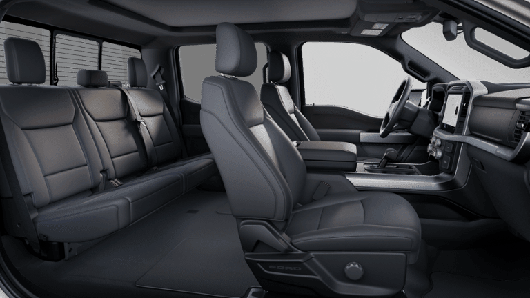 2025 Ford F-150 - Image 35