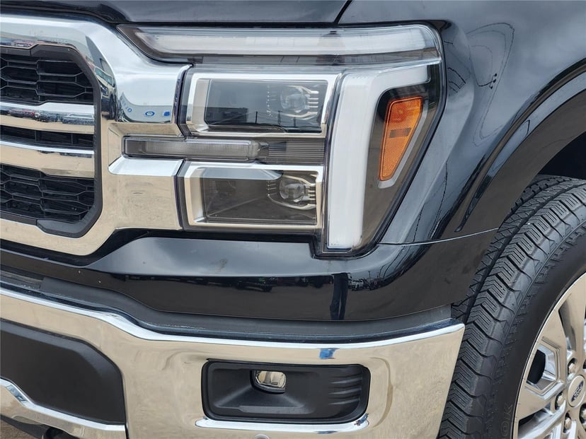2025 Ford F-150 - Image 4