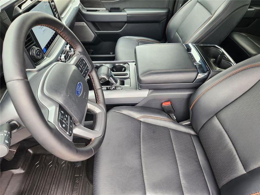 2025 Ford F-150 - Image 8