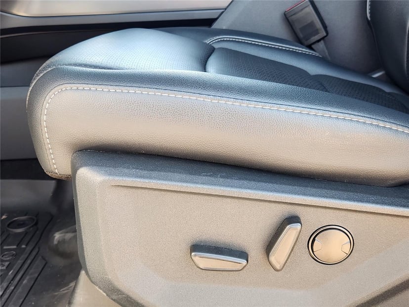 2025 Ford F-150 - Image 16