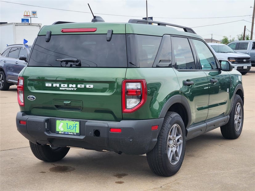 2025 Ford Bronco Sport - Image 2