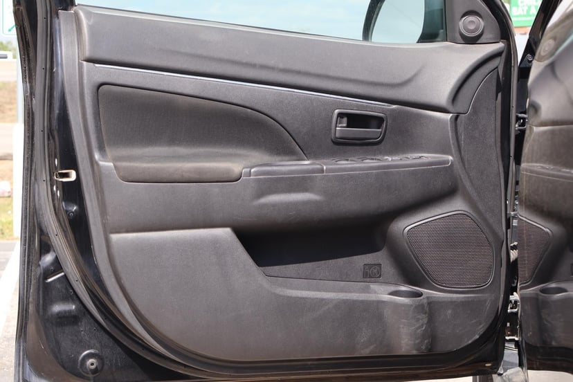 2015 Mitsubishi Outlander Sport - Image 10