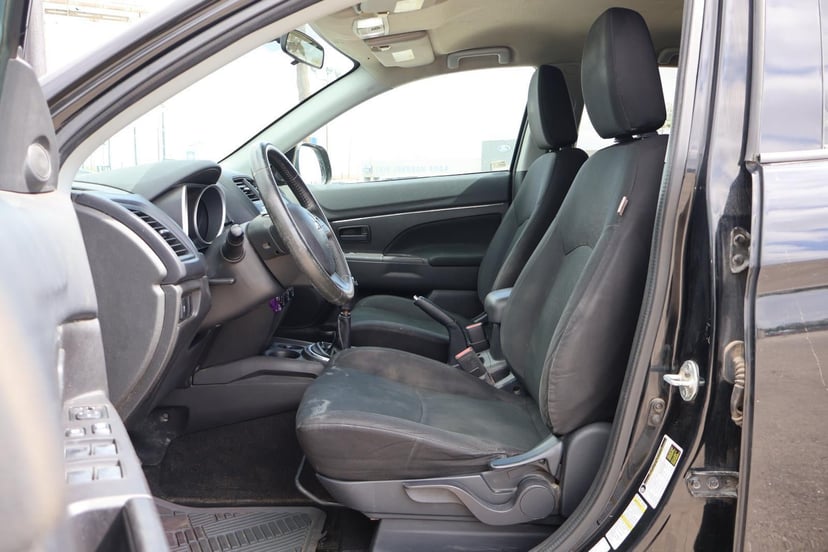 2015 Mitsubishi Outlander Sport - Image 11