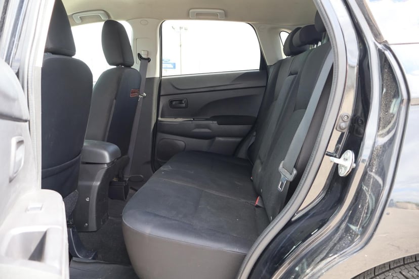 2015 Mitsubishi Outlander Sport - Image 26