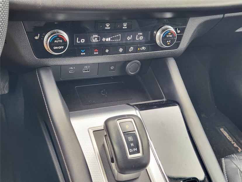 2022 Mitsubishi Outlander - Image 19