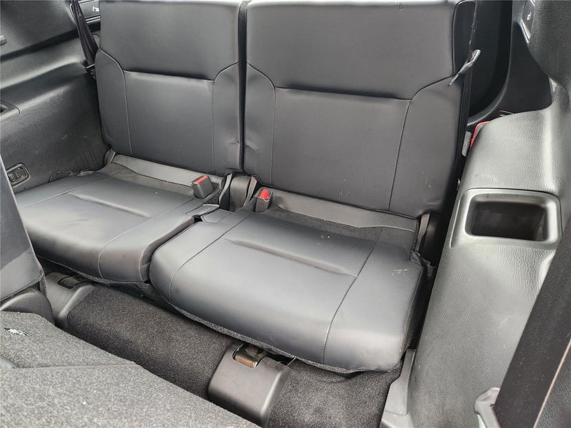2022 Mitsubishi Outlander - Image 26