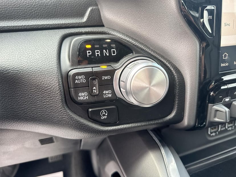 2023 RAM 1500 - Image 20