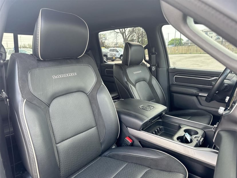 2023 RAM 1500 - Image 25
