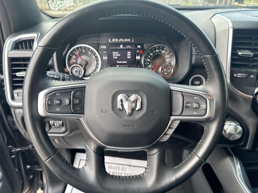2023 RAM 1500 - Image 9