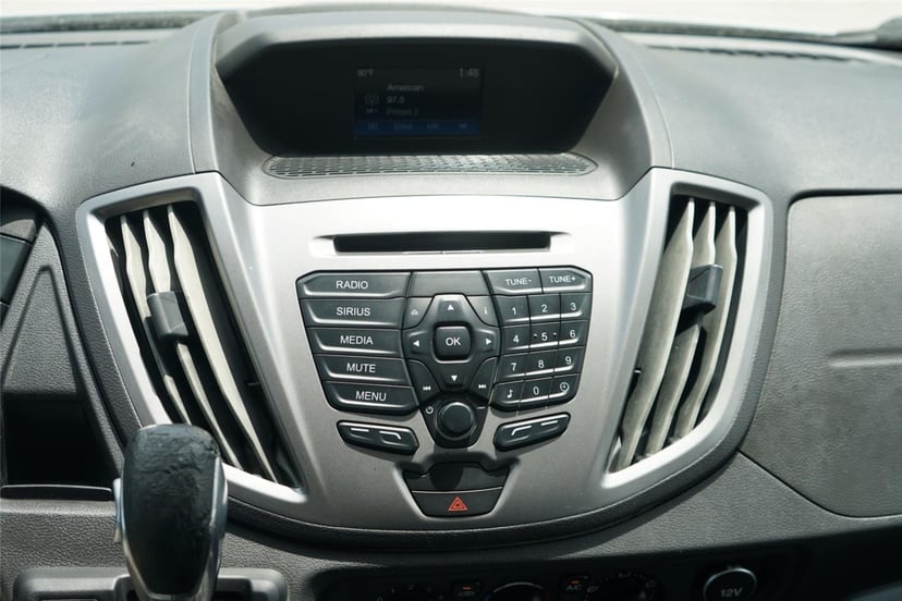 2017 Ford Transit Wagon - Image 13