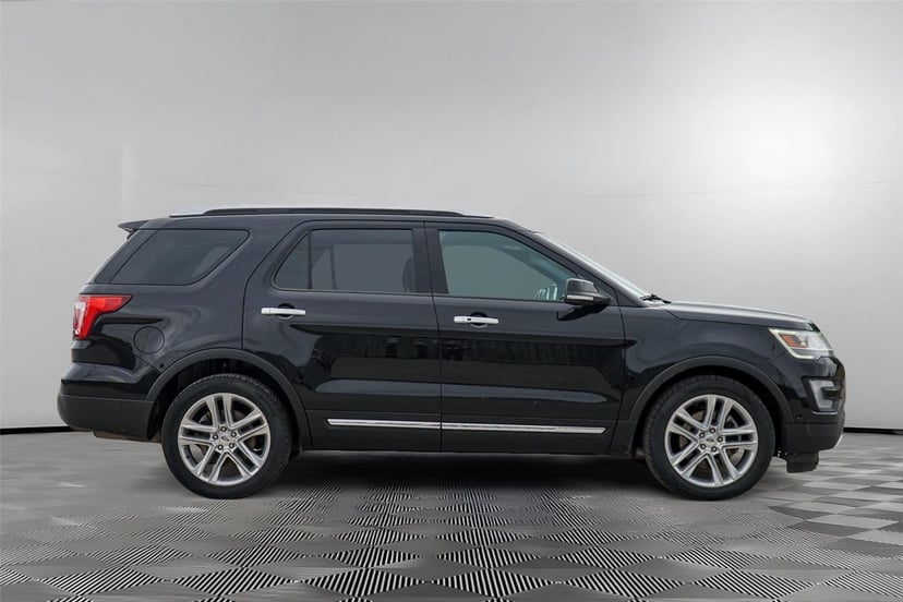 2017 Ford Explorer - Image 4