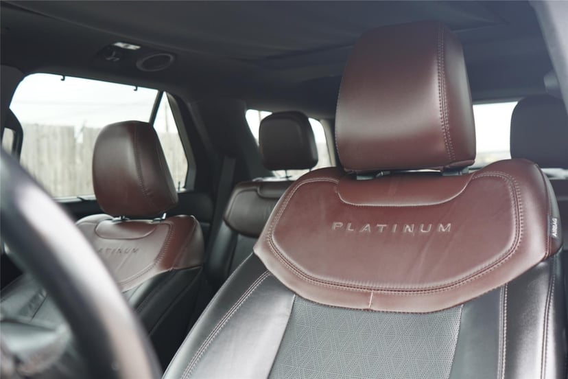 2022 Ford Explorer Hybrid - Image 11