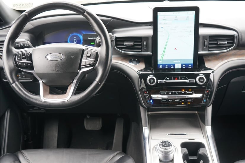 2022 Ford Explorer Hybrid - Image 24