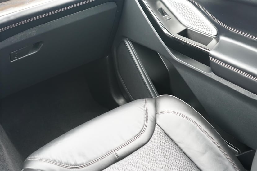 2022 Ford Explorer Hybrid - Image 26