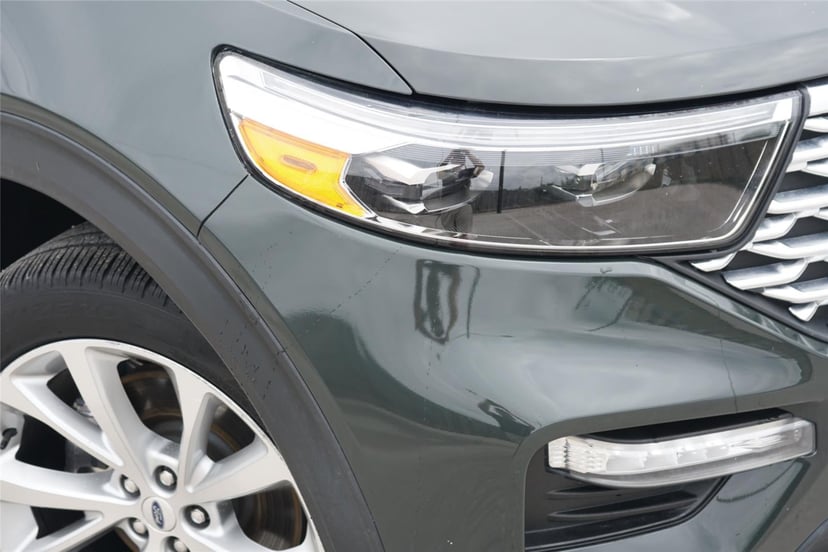 2022 Ford Explorer Hybrid - Image 3