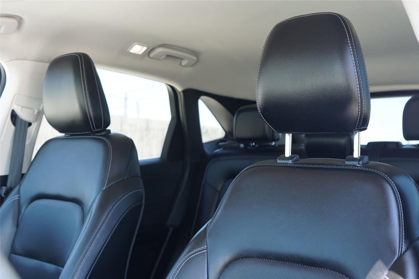 2022 Ford Escape Hybrid - Image 11
