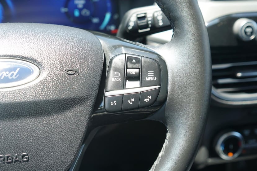 2022 Ford Escape Hybrid - Image 16
