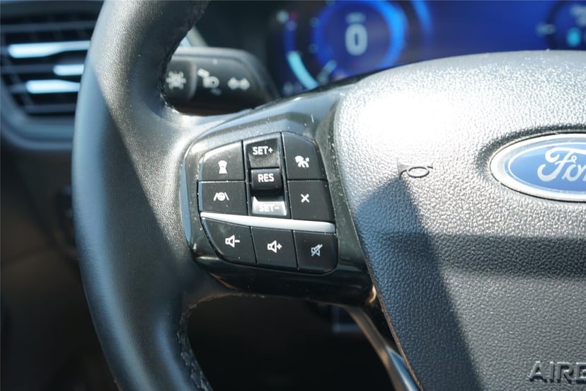 2022 Ford Escape Hybrid - Image 17