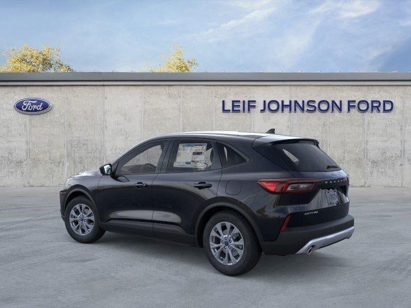2026 Ford Escape - Image 4