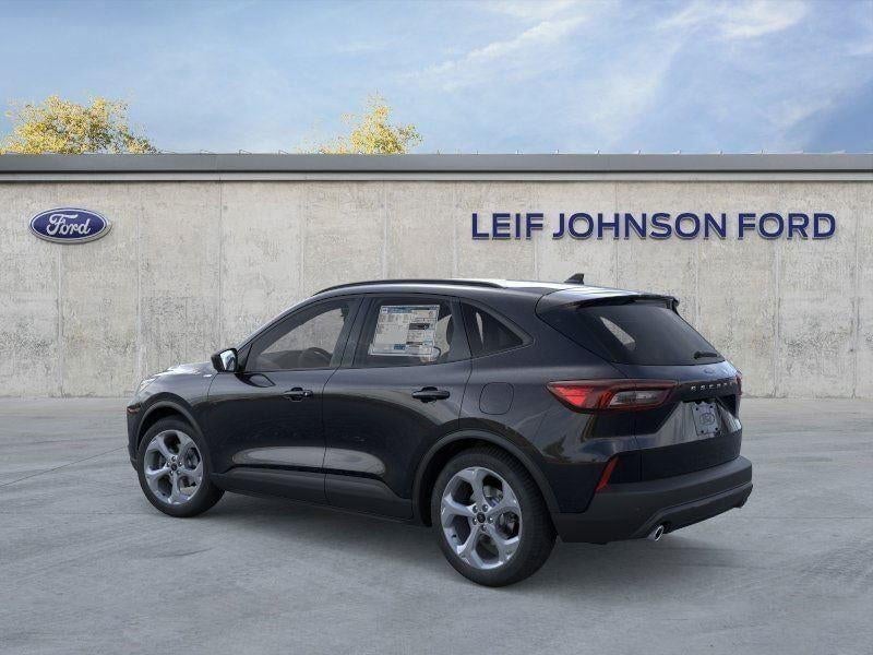 2026 Ford Escape - Image 4
