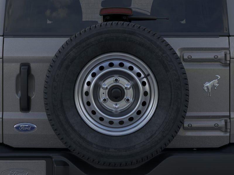 2025 Ford Bronco - Image 24