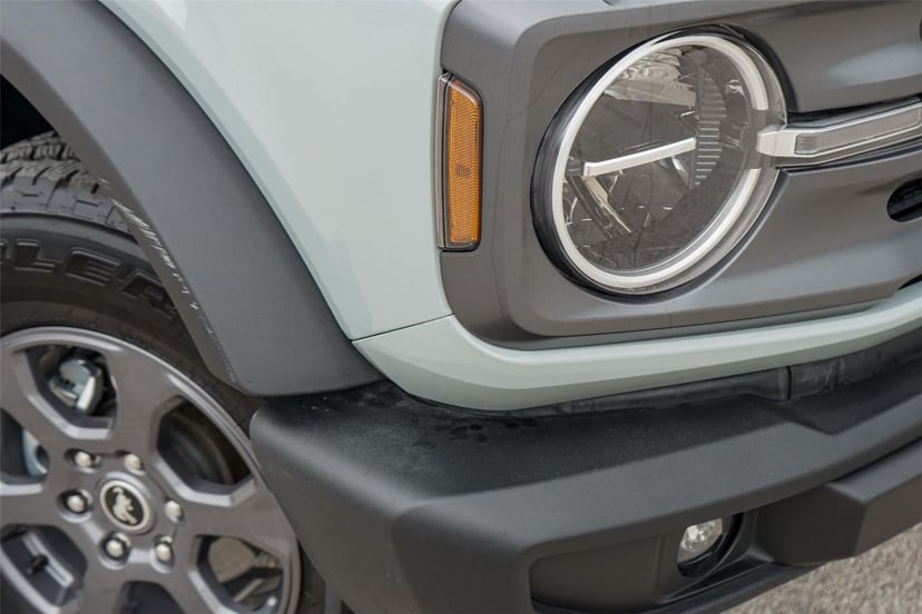 2024 Ford Bronco - Image 2